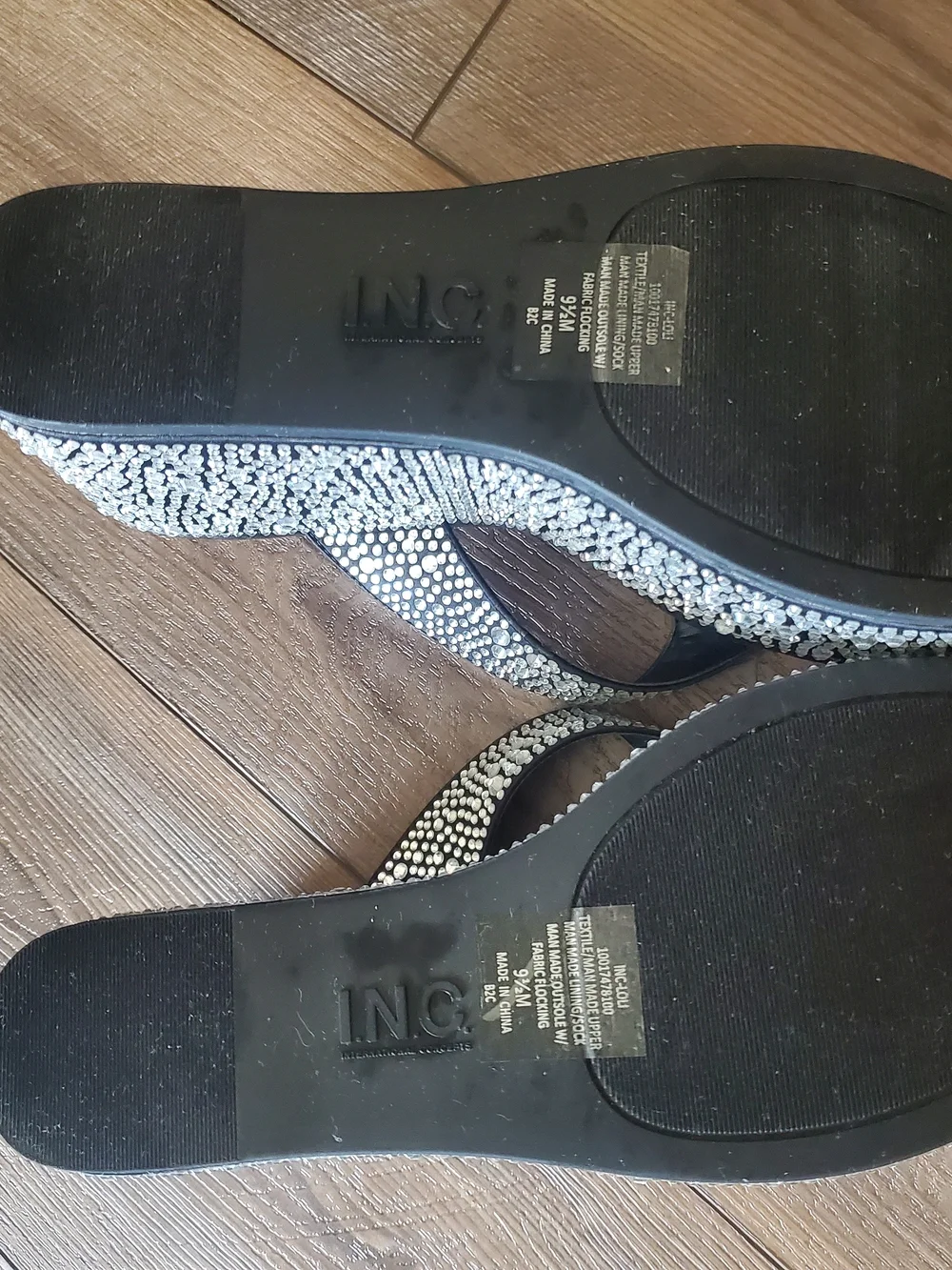 INC International Concepts Black Platform Flip Flops with Silver Rhinestones - Picture 6 of 7